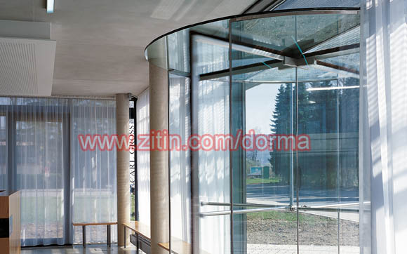 dorma KTV ATRIUM revolving door